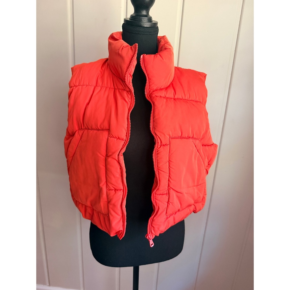 Love Tree Orange Cropped Puffer Vest Sleeveless Quilted Jacket Medium